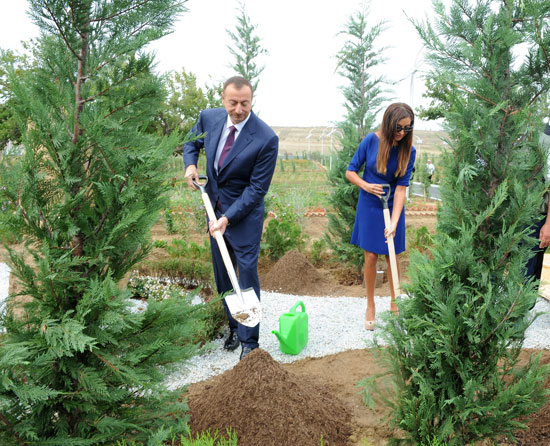 Azerbaijani president and his spouse visit Gala State History-Ethnography Preserve (PHOTO)